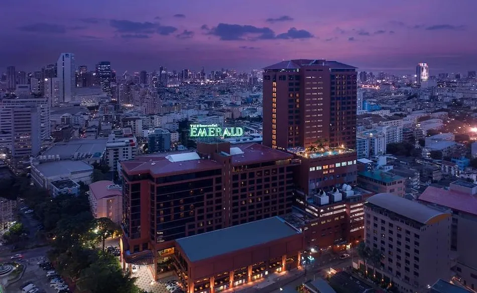 방콕 여행: 서울 출발, 방콕 도착, 1인당 50만 원 이하