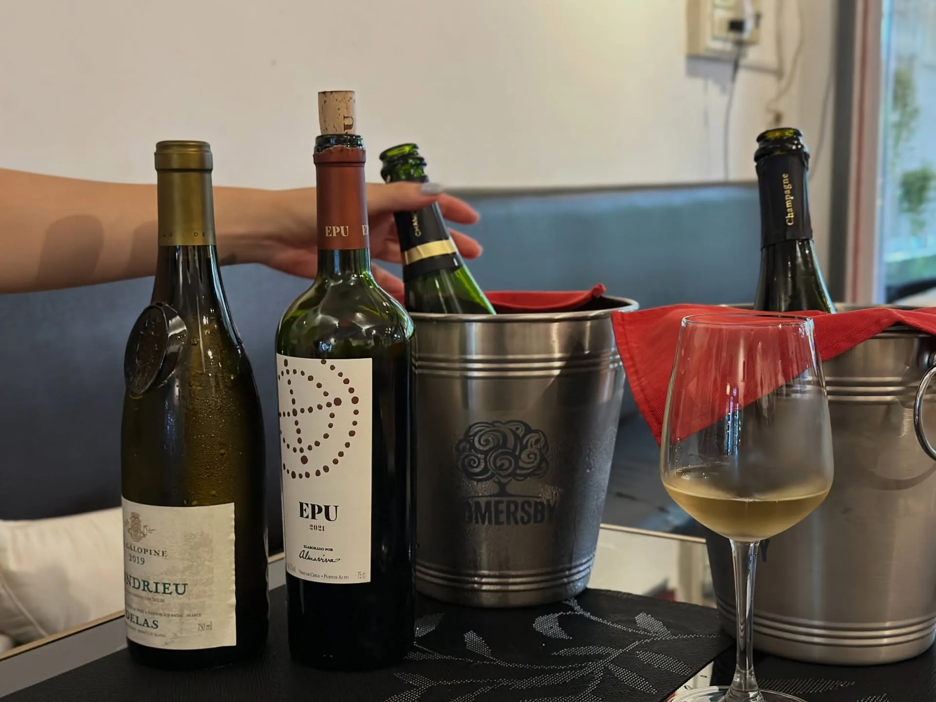 라오스 미식 탐험: 놀라운 프렌치 레스토랑, 인당 2만원 이하