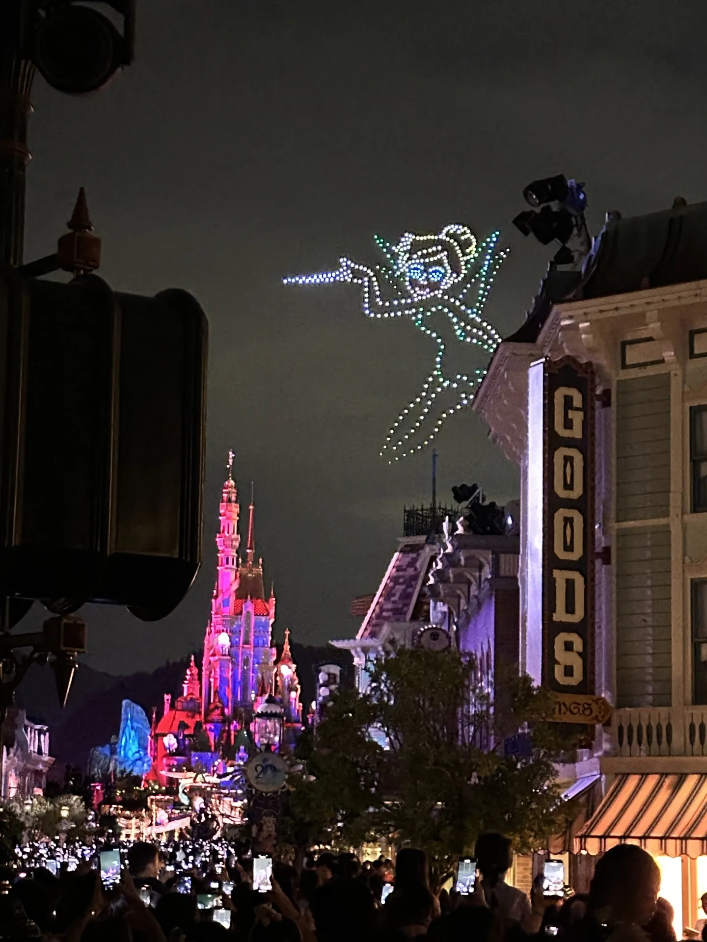 홍콩 디즈니랜드 여행: 즐거움과 특별한 경험을 합리적인 비용으로!